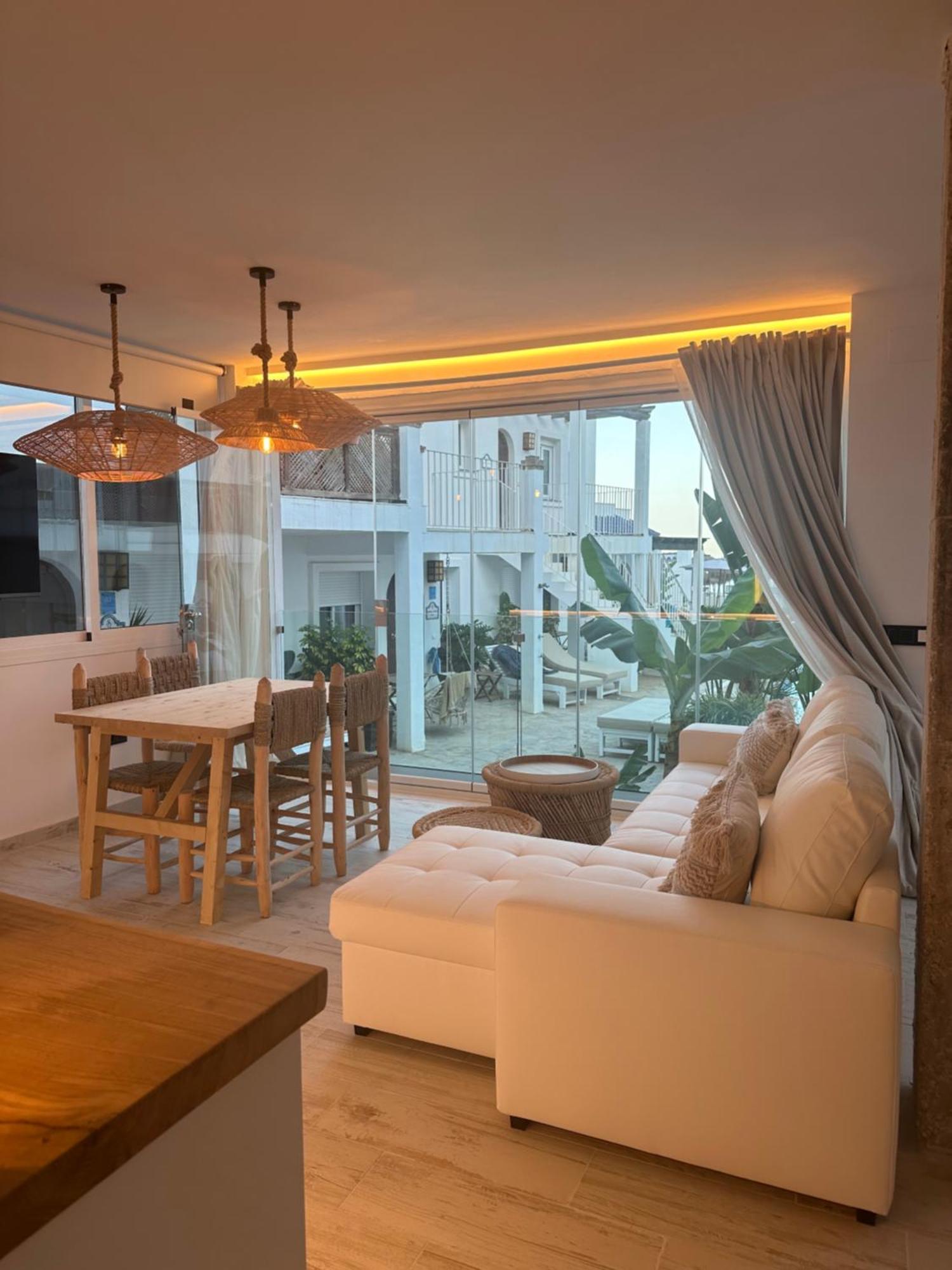 Apartamentos Linda Vista มาร์เบยา ภายนอก รูปภาพ