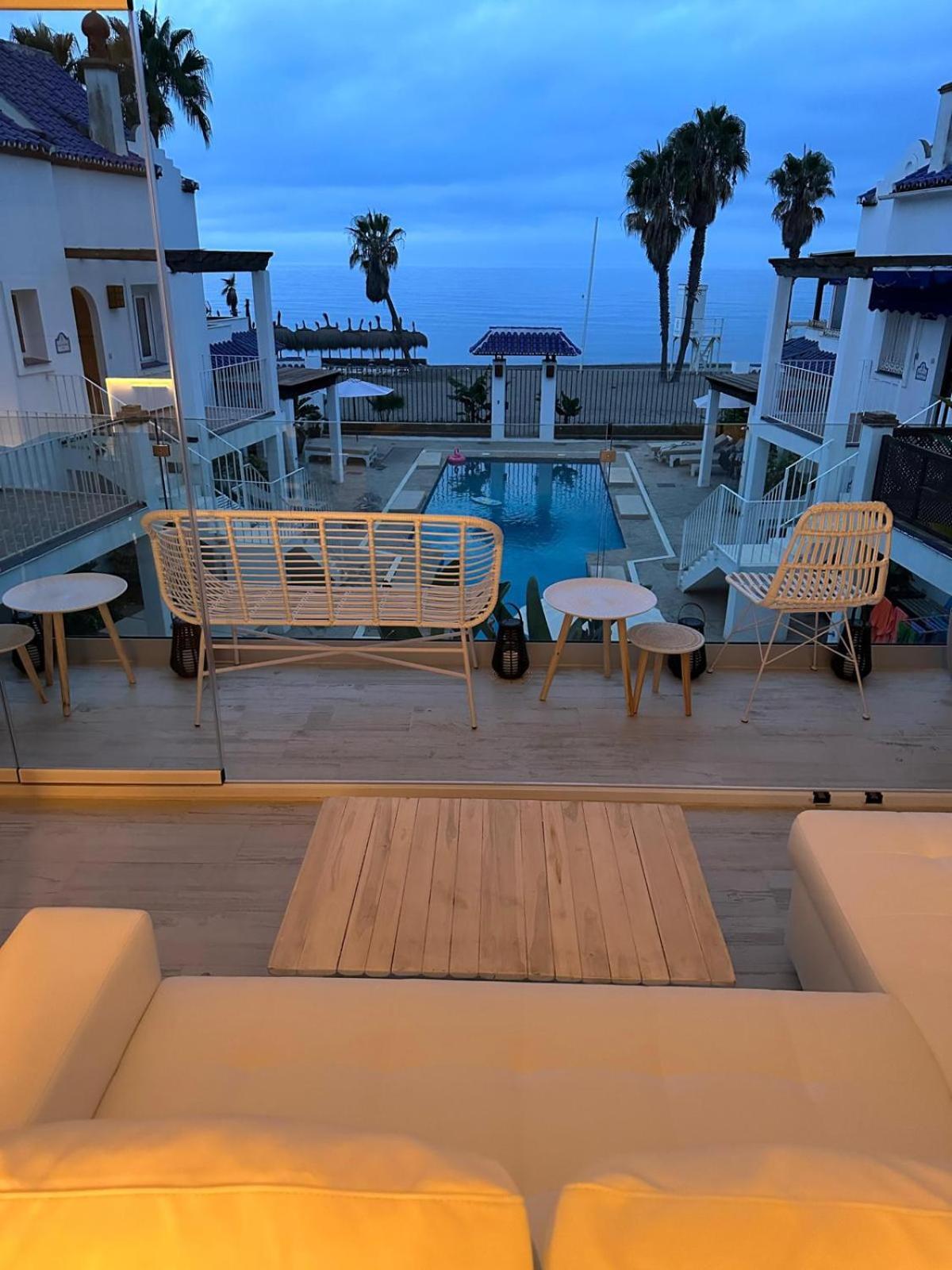 Apartamentos Linda Vista มาร์เบยา ภายนอก รูปภาพ