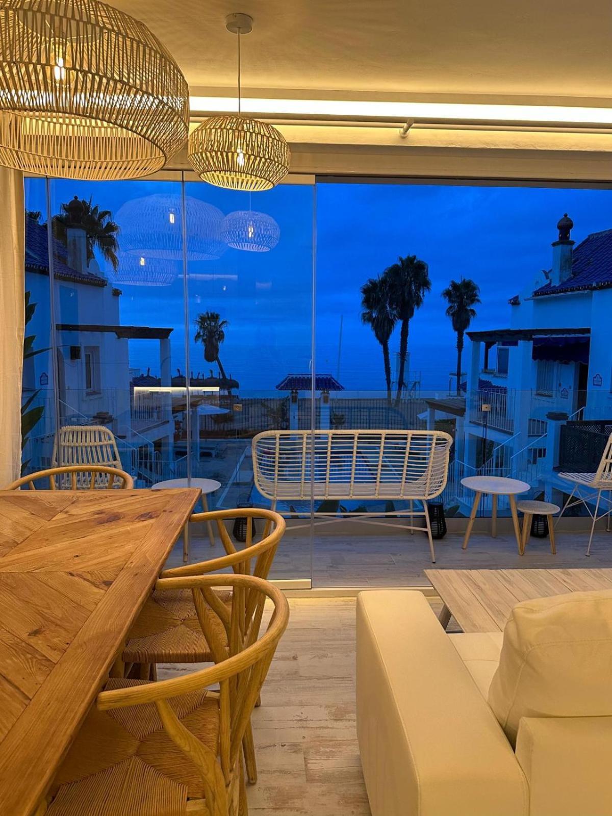 Apartamentos Linda Vista มาร์เบยา ภายนอก รูปภาพ